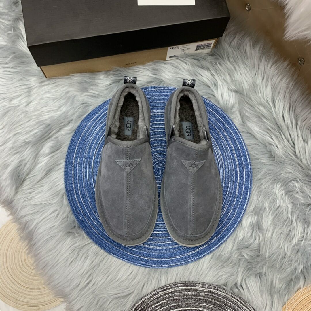 Grey Men’s Slip-On Low-Top Sneakers — New Arrival | In Stock
