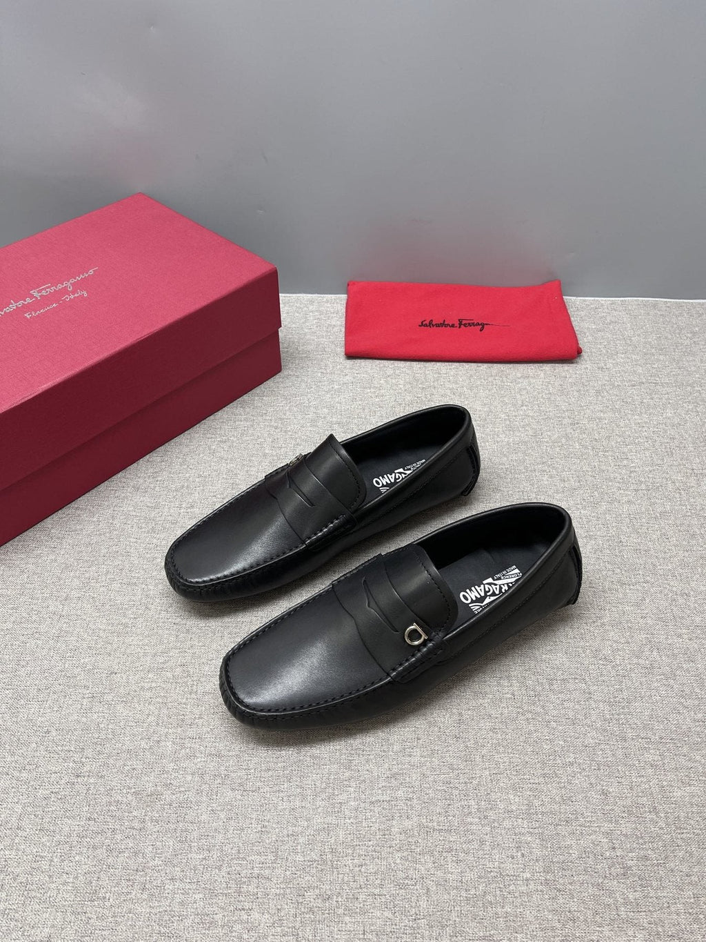 Ferragamo Men's Black Buckle Loafers - Metal Buckle Vamp Detail