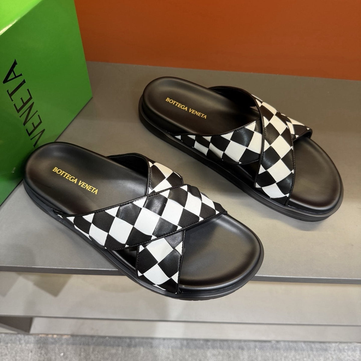 Bottega Veneta Men's Woven Checkerboard Slide Sandals - Black and White